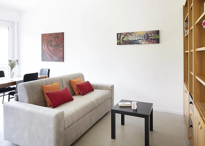 La Vista By Solutions *