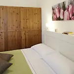 La Vista By Solutions Apartment